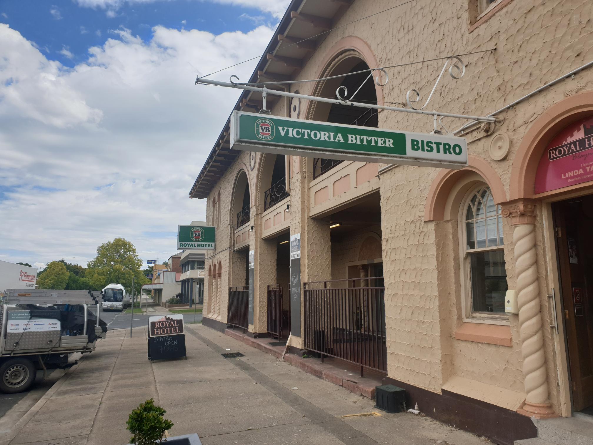 Royal Hotel Blayney